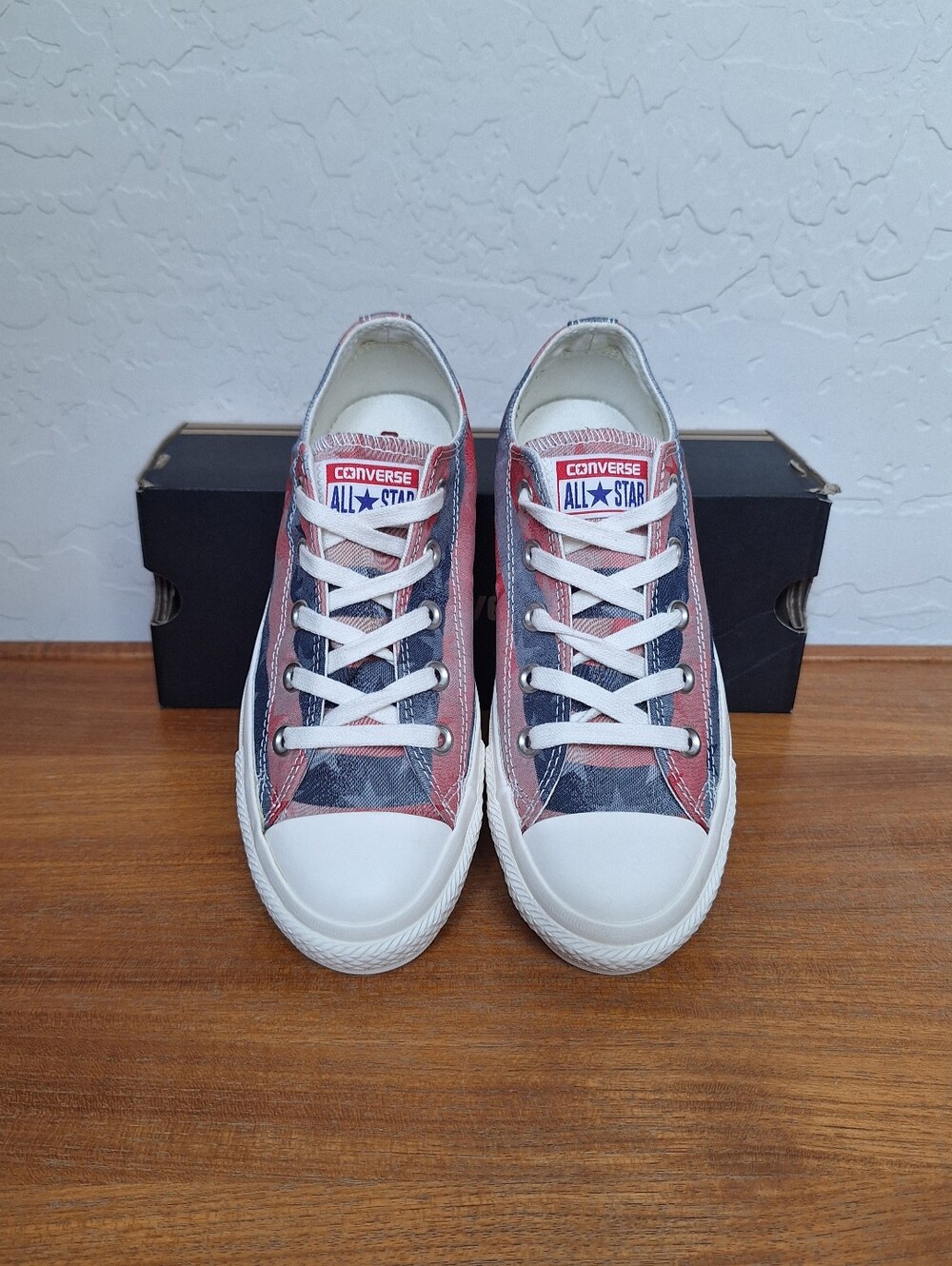 Converse Chuck Taylors Flag Stars Stripes Americana Patriotic Womens 5.5 NEW